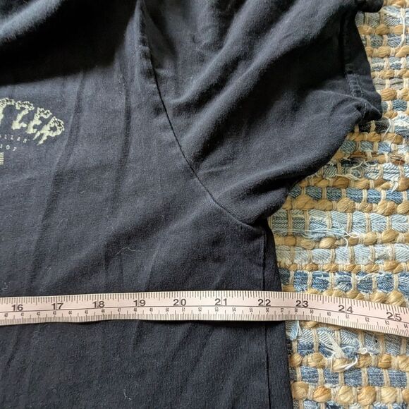 Howitzer Graphic T-Shirt XL Black Paint Splatter Skull Tee Thrashed Distressed - Picture 7 of 9